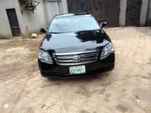 A picture of Toyota Avalonsheep 07 model keyless