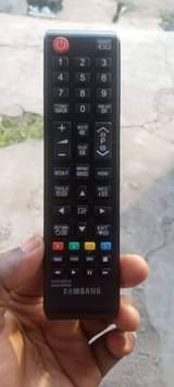 A picture of Tokunbo Samsung remote
