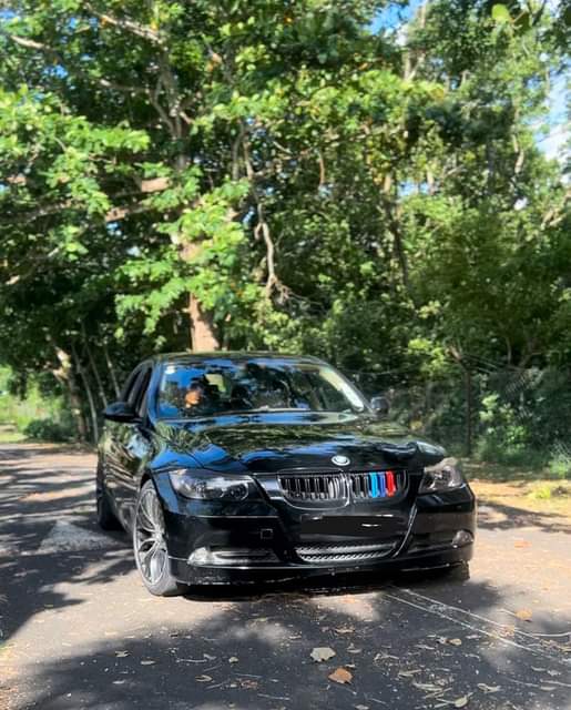bmw 320i