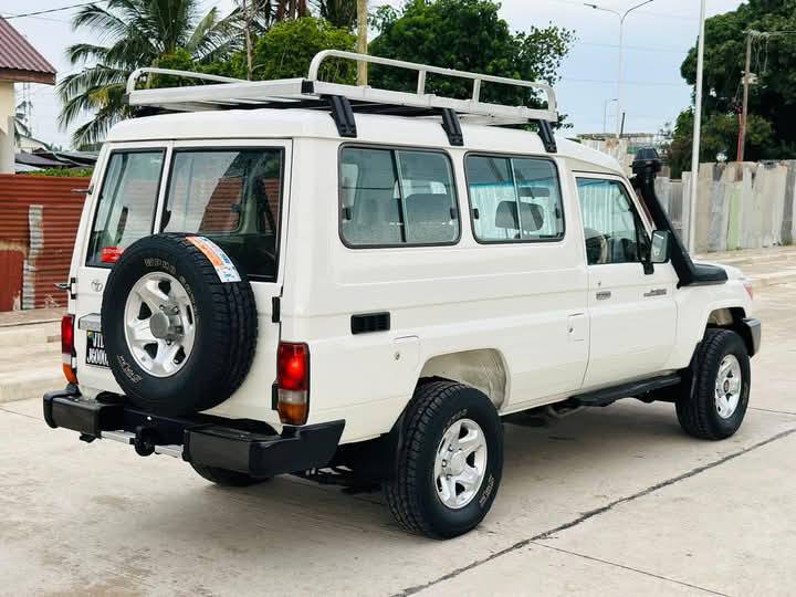 A picture of Hardtop