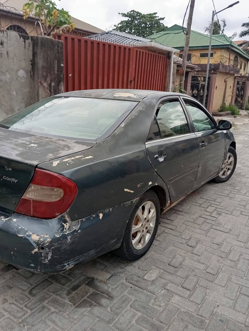 A picture of 2004 Toyota Camry LE First Body Pan