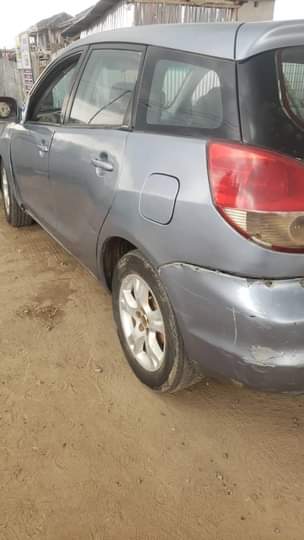 A picture of Toyota matrix 2005
