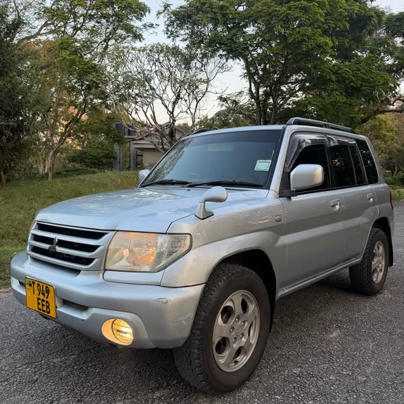 A picture of Bei 15 8 MillionCall 0785372663 MITSUBITSHI PAJERO GDI Cc 1990