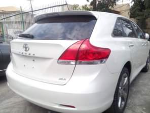 A picture of URGENT SERIOUS BUYERS ONLY Foreign used TOYOTA VENZA Year 2012