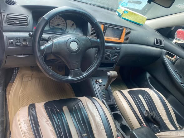 A picture of Toyota Corolla 2004