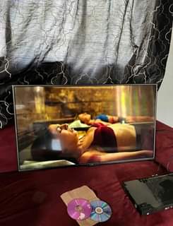 A picture of Lg nchi 43 led