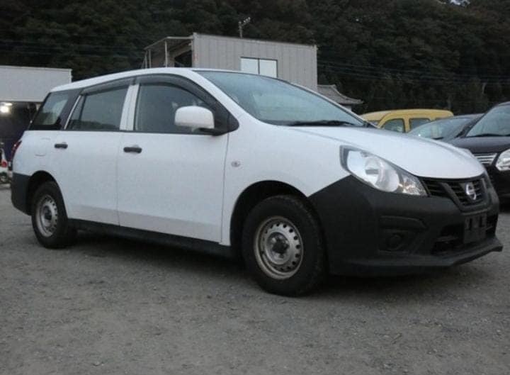 nissan ad wagon