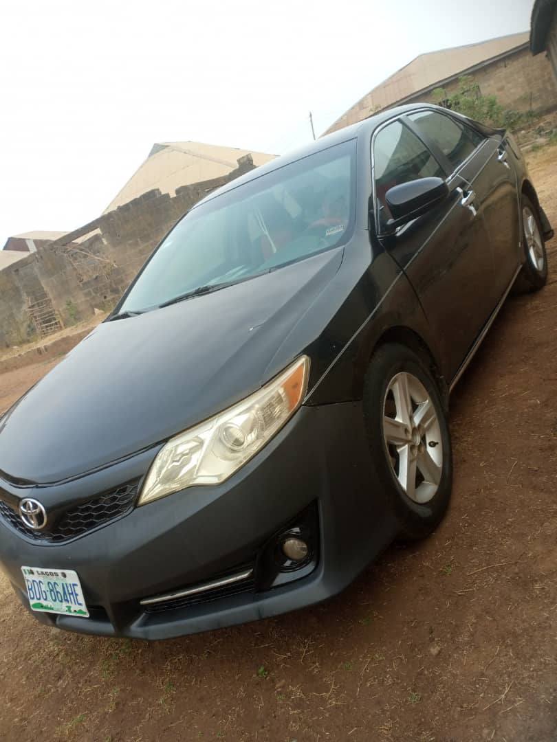 A picture of TOYOTA CAMRY SPIDER 2014