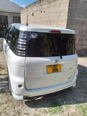 toyota sienta