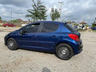 A picture of Super clean first body Peugeot 207 Manual transmission with everything