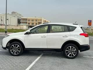 A picture of Toyota Rav4 2013 watsapp 0551513562