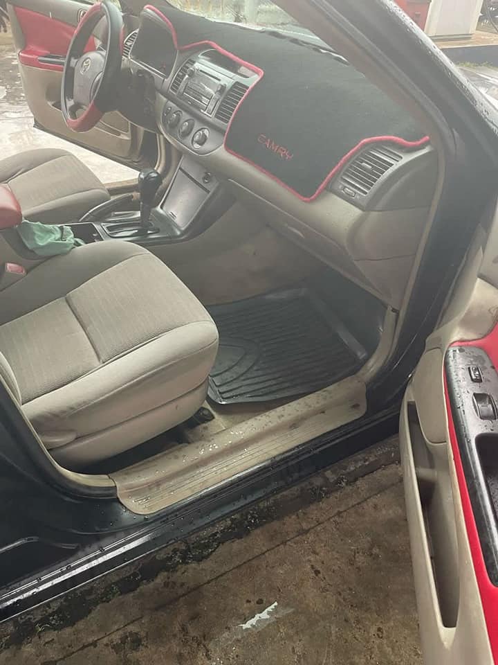 A picture of Toyota Camry big daddy08118466882