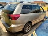 A picture of Super clean used Toyota sienna 2006 Clean in and out