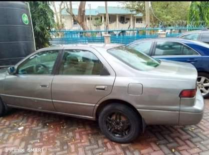 A picture of 1999 Toyota Camry