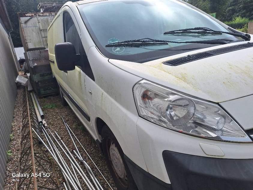 A picture of Toyota proace