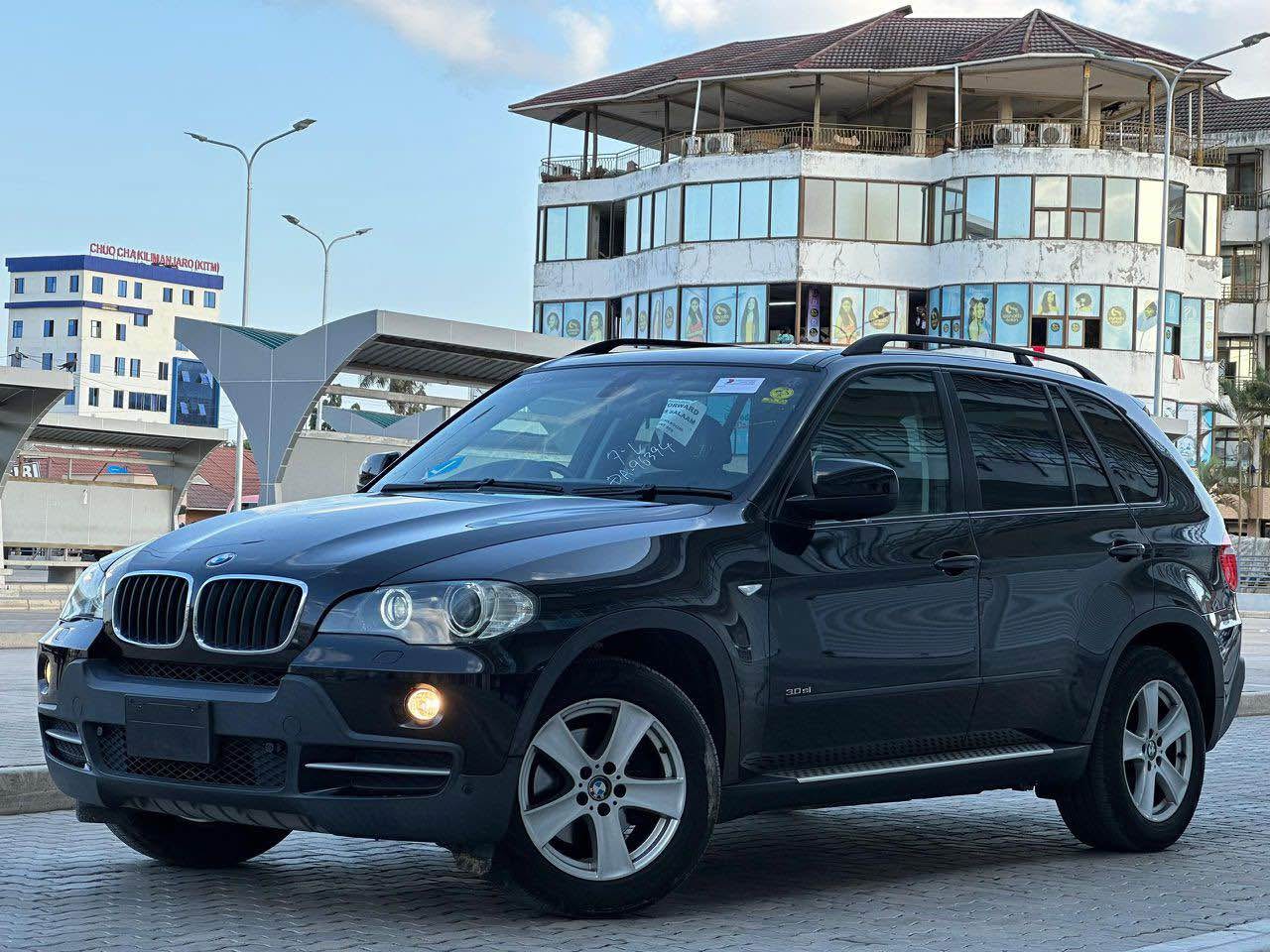A picture of BMW X5
