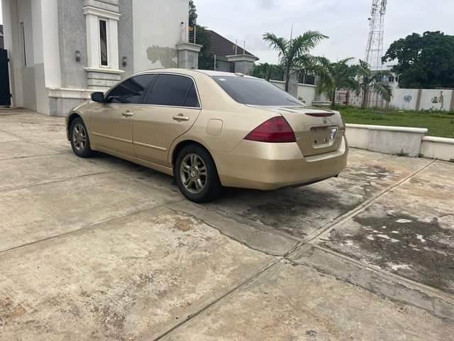 A picture of Honda Accord Discussion Continue 