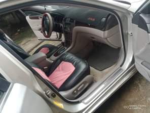 A picture of ES Lexus 330 up for sale Engine has metal noise