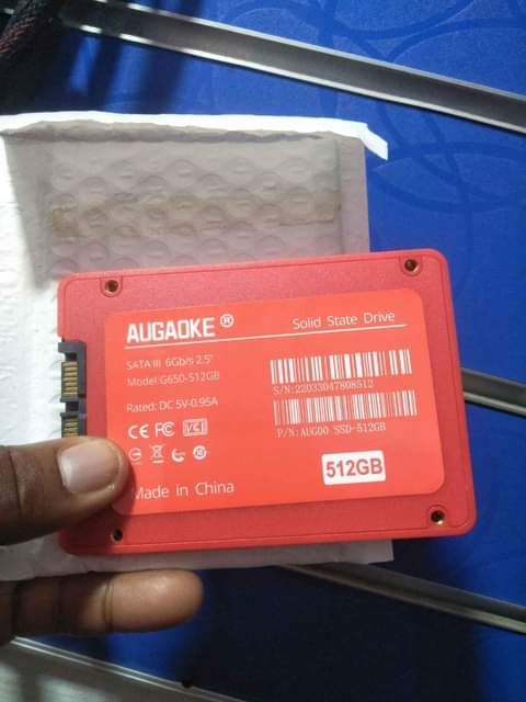 A picture of SSD 512GB