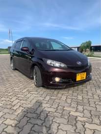 A picture of TOYOTA WISH NEW MODEL