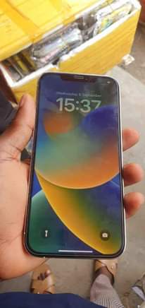 A picture of iPhone 12 promax