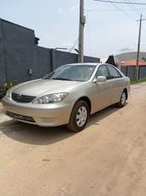 A picture of Toyota Camry 2004