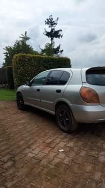 A picture of Almera 1500cc
