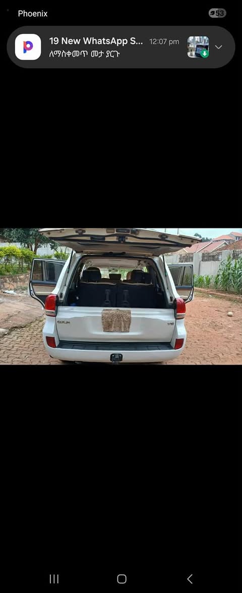 A picture of Land cruiser V8 diesel
