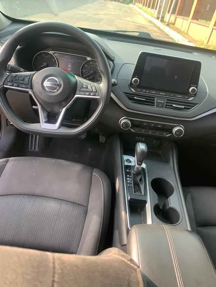 A picture of 2019 Nissan Altima