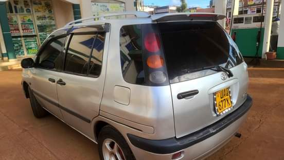 used toyota raum
