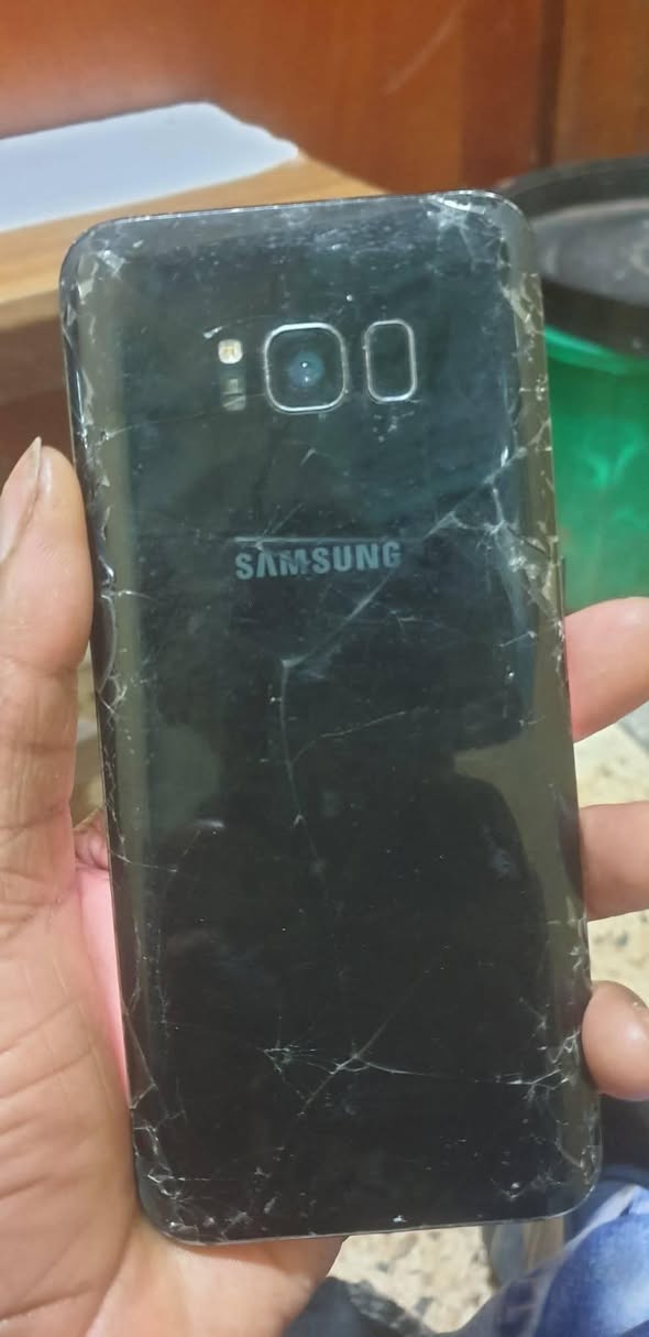 A picture of Samsung s8 plus