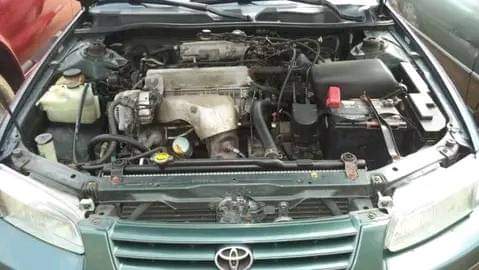 A picture of TOKUNBO Toyota Camry Tiny light YEAR MODEL 2005 TRANSMISSION automatic