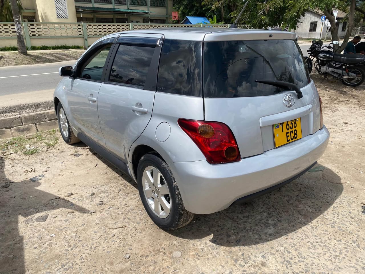 A picture of Toyota Ist