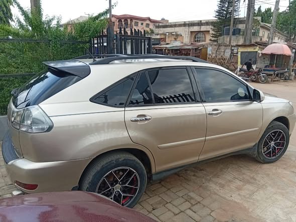 A picture of Lexus RX350 2008