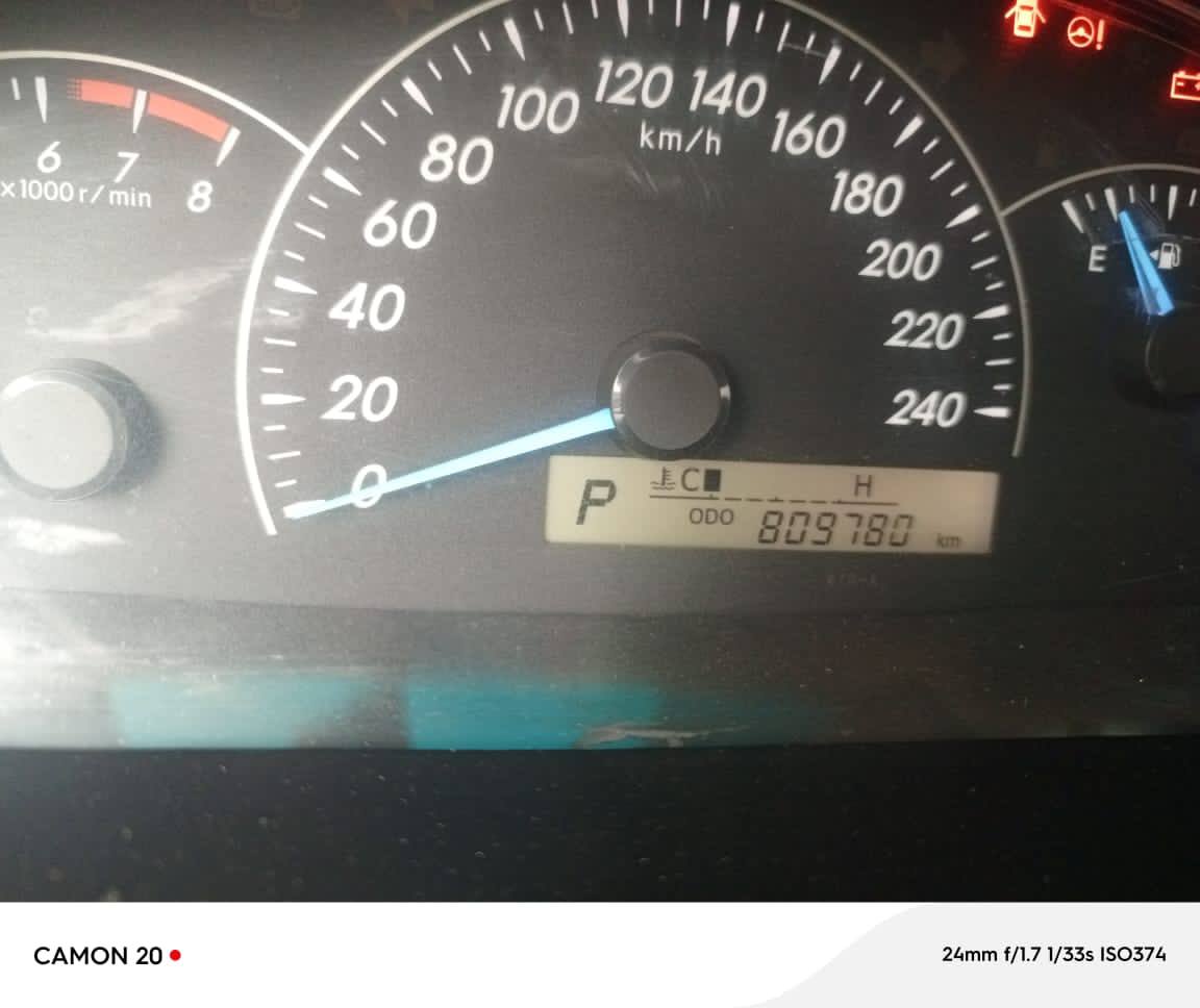 A picture of 2017 Toyota Camry. Keyless button. Everything is intact. In buy