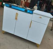 A picture of Kitchen cabinets