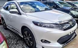 A picture of TOYOTA HARRIER GS
