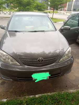 A picture of 2004 Toyota Camry Sendan
