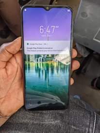 A picture of Infinix hot8 gb32 ram2 net4g wah charge mkataba