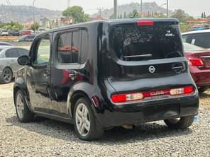 A picture of direct Belgium keyless 09 Nissan Cube good for school runs