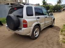 suzuki escudo