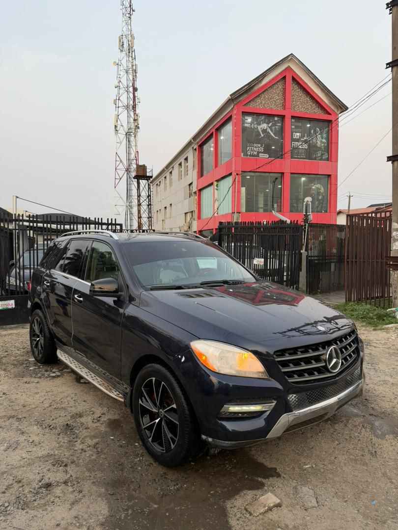 A picture of Mercedes Benz ML350
