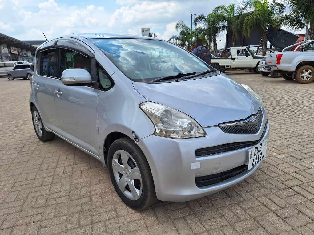 toyota ractis