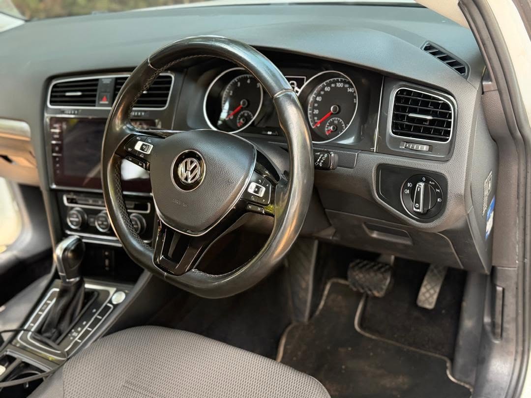A picture of Vw passat