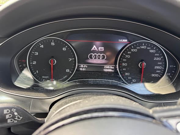 A picture of 2016 AUDI A6