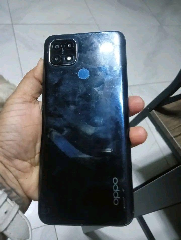 A picture of Oppo a15
