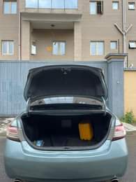 A picture of Sharp Toyota Camry 2008 v6 engine Body First Body Gear
