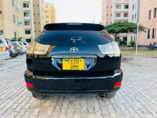 A picture of TOYOTA HARRIER