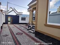 A picture of 0789659702 0656394984