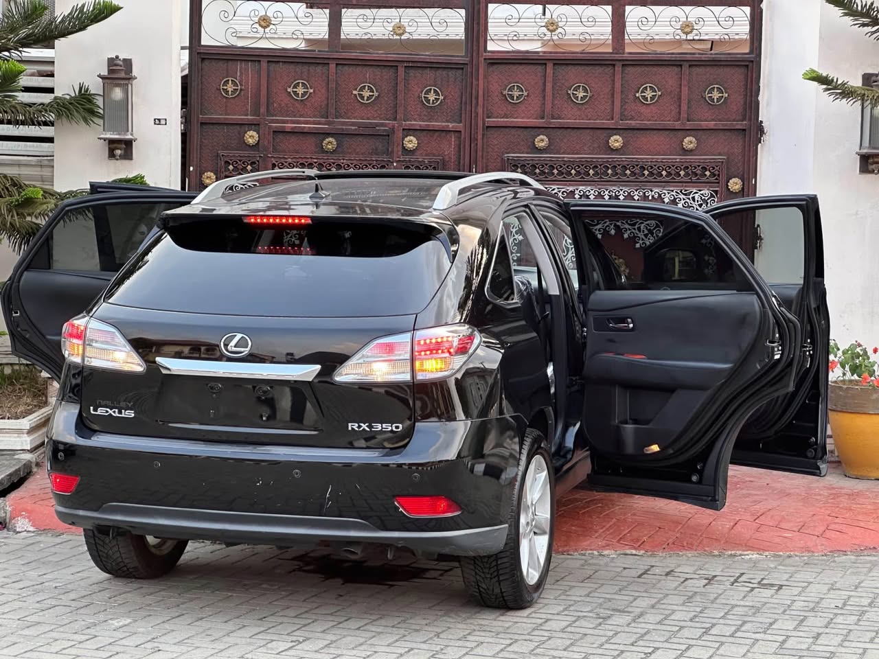 A picture of Foreign used Lexus Rx350 2012 23.5million